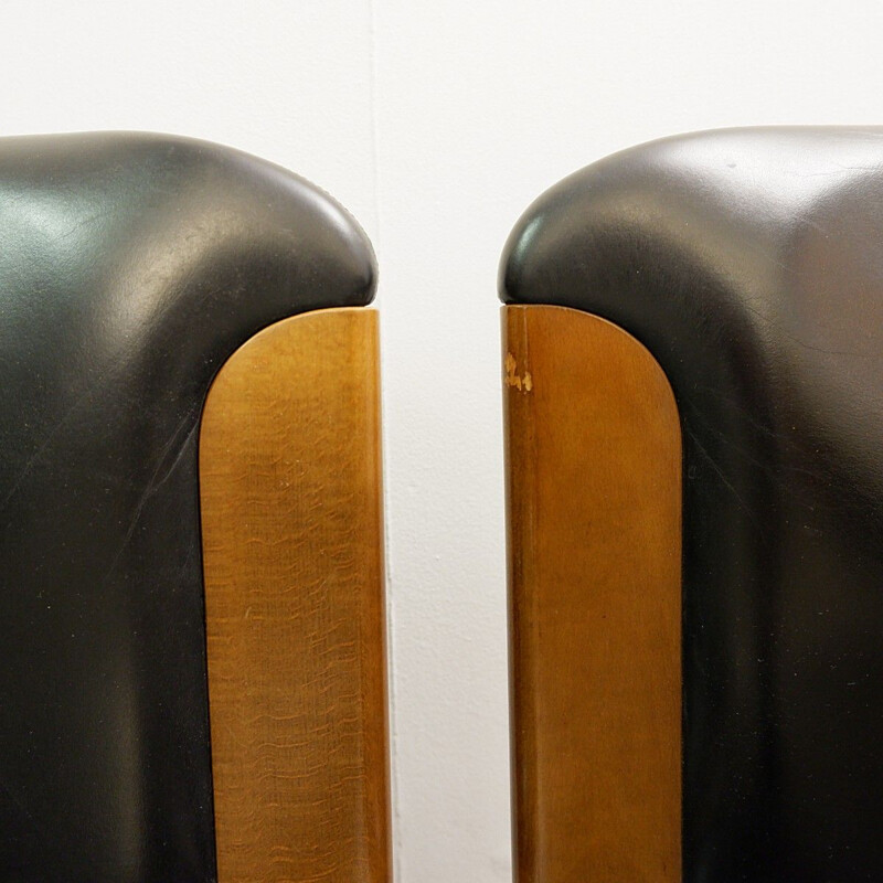 Suite de 4 chaises à repas noires vintage par Silvio Coppola