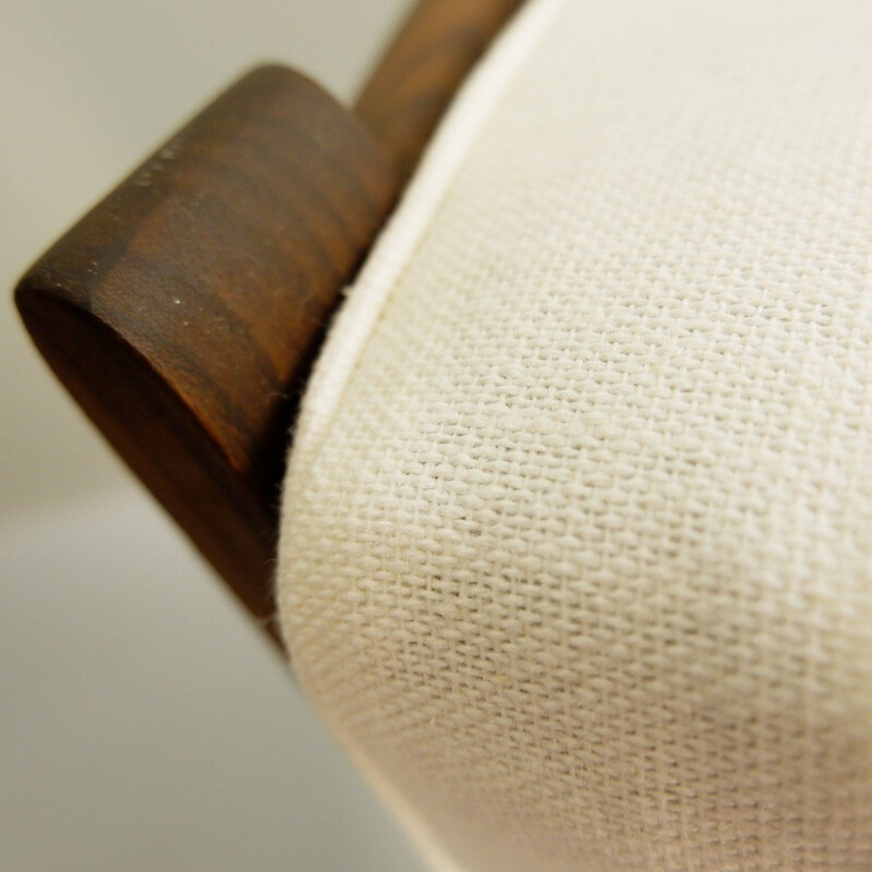 Paire de fauteuils scandinaves en teck et tissu blanc