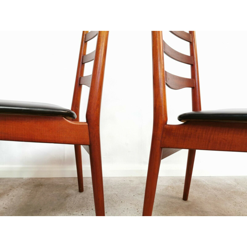 Set of 4 Vintage Danish teak dining chairs by Scantic Mobelvarerk 1960