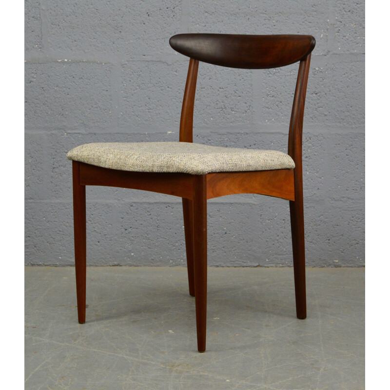 Set of 4 vintage teak dinning chairs