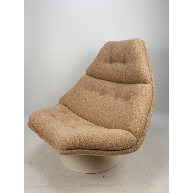 Vintage F510 Lounge Chair for Artifort in brown fabric 1970s