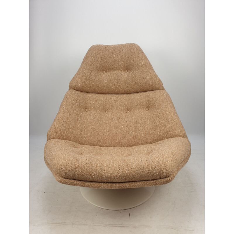 Vintage F510 Lounge Chair for Artifort in brown fabric 1970s