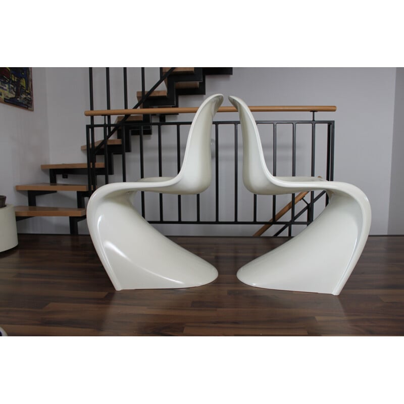 Pair of vintage Baydur chairs for Verner Panton in white polyurethane 1960s