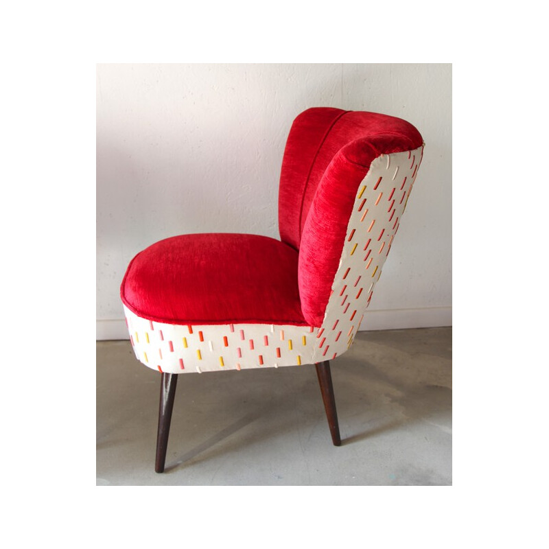 Paire de fauteuils cocktail vintage en tissu rouge et blanc - 1950
