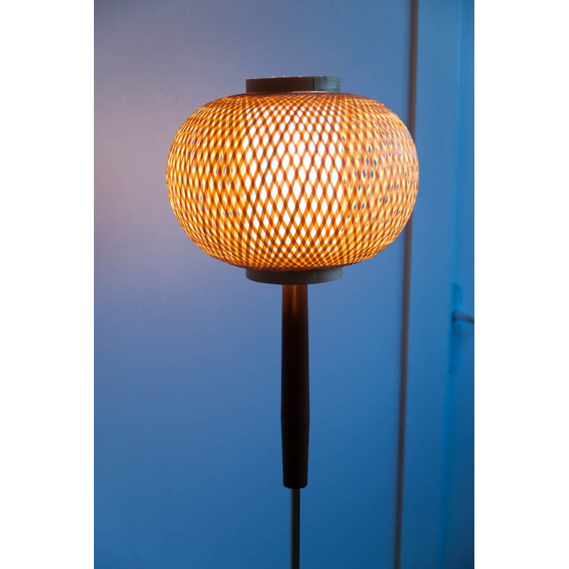 Vintage floor lamp in teak, gilded brass and rattan