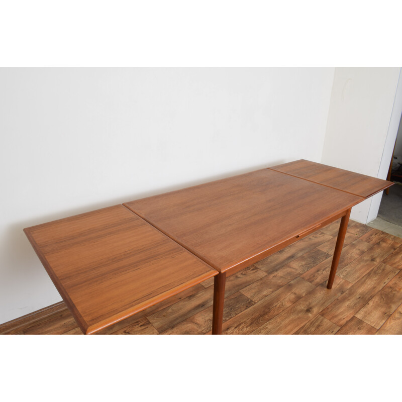 Vintage dining table extentable Denmark 1960s