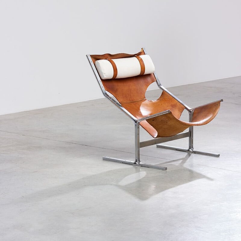 Vintage lounge chair for AP originals in leather and steel 1960s