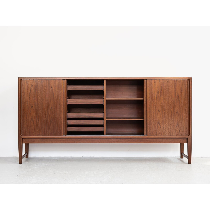 Vintage sideboard in teak by Henning Kjaernulf Denmark