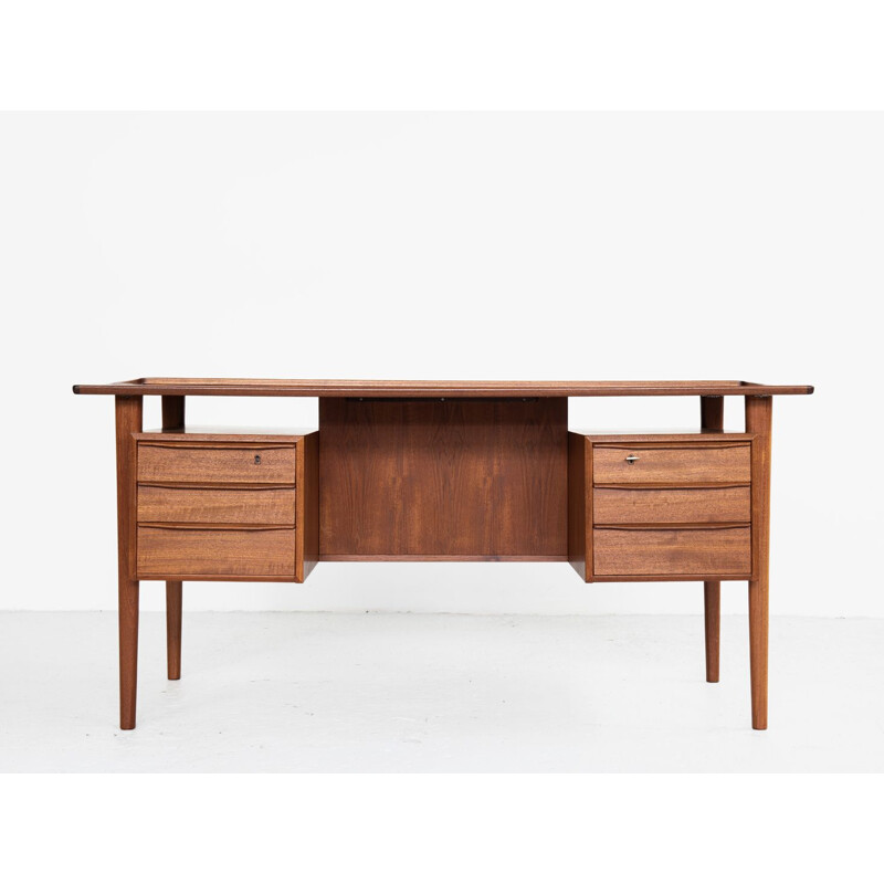 Vintage desk in teak by Peter Løvig Nielsen