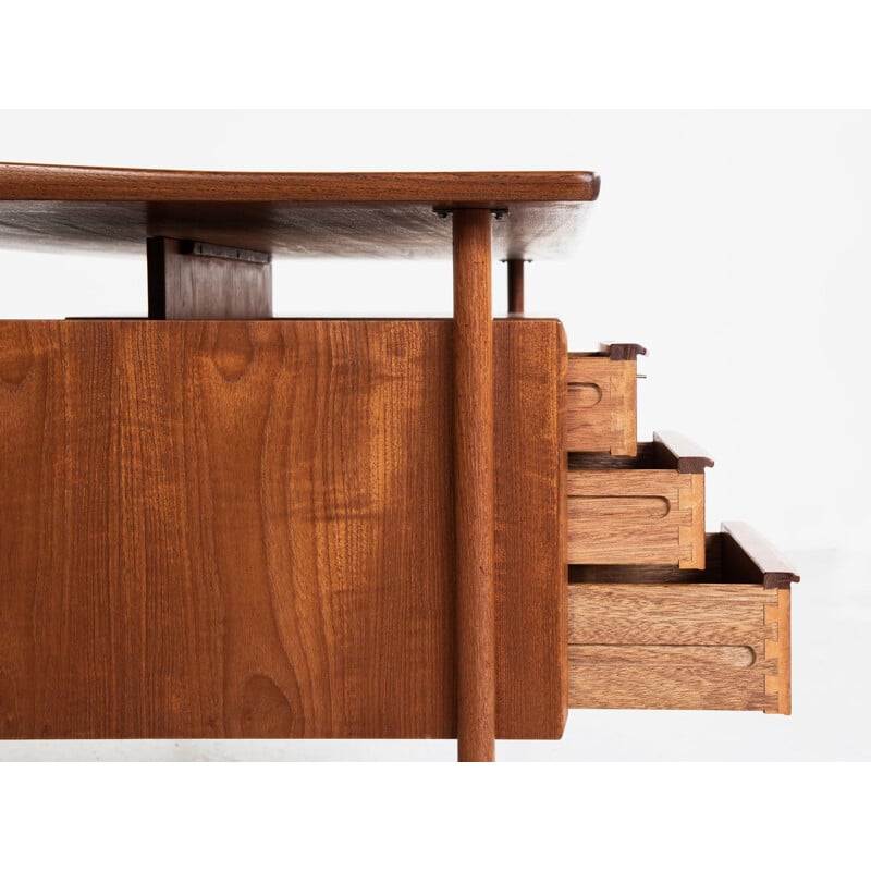 Vintage desk in teak by Peter Løvig Nielsen