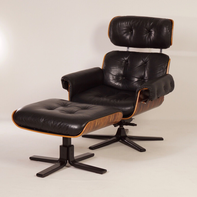 Vintage swivel armchair for Giroflex in black leather and rosewood 1970s