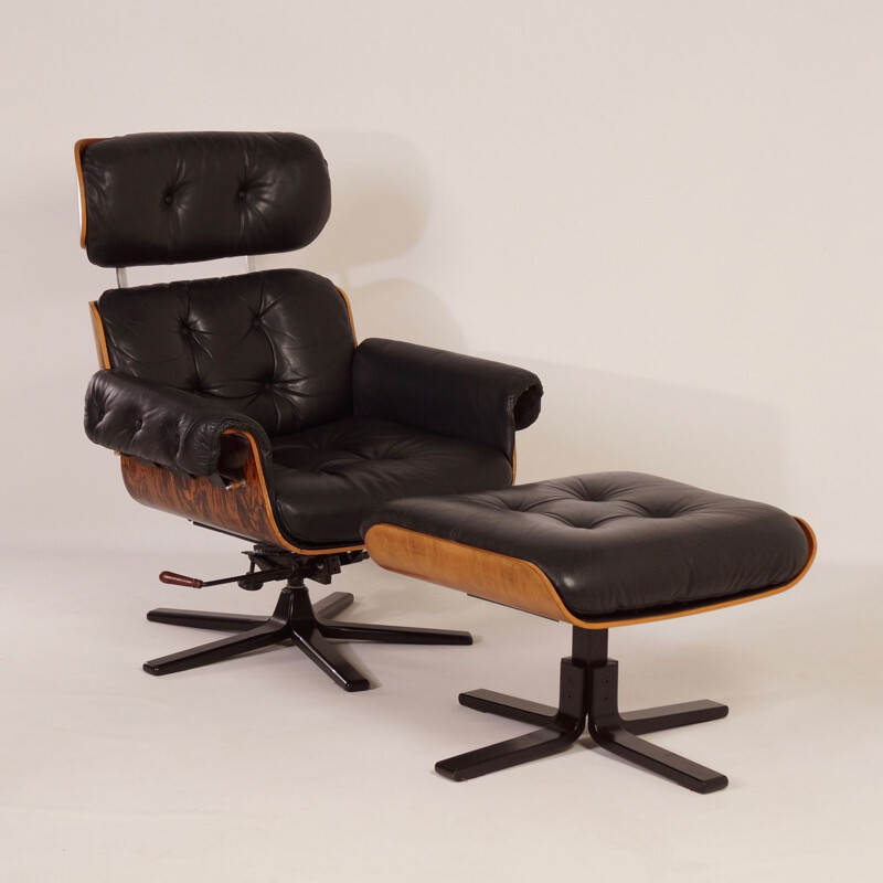 Vintage swivel armchair for Giroflex in black leather and rosewood 1970s