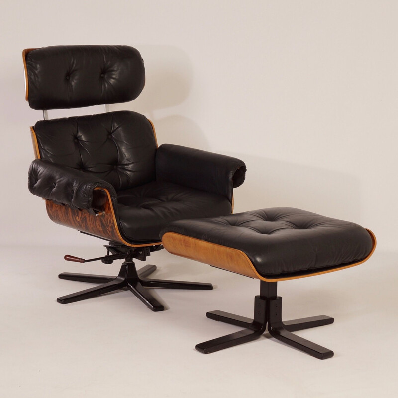 Vintage swivel armchair for Giroflex in black leather and rosewood 1970s