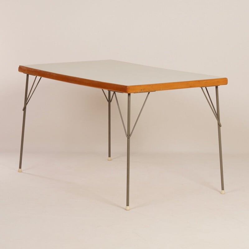 Table vintage modèle 531 par Wim Rietveld et André Cordemeyer pour Gispen, 1954