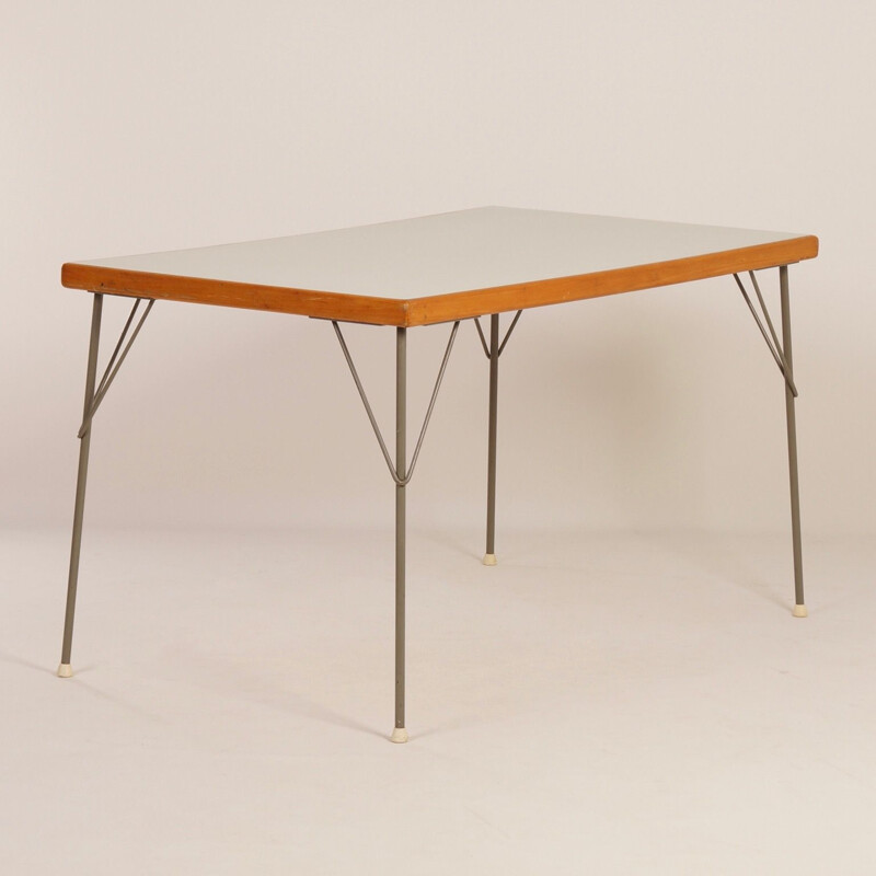 Table vintage modèle 531 par Wim Rietveld et André Cordemeyer pour Gispen, 1954