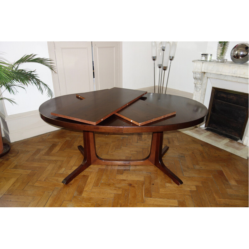 Vinatge dining table Baumann made of Rosewood 1960s