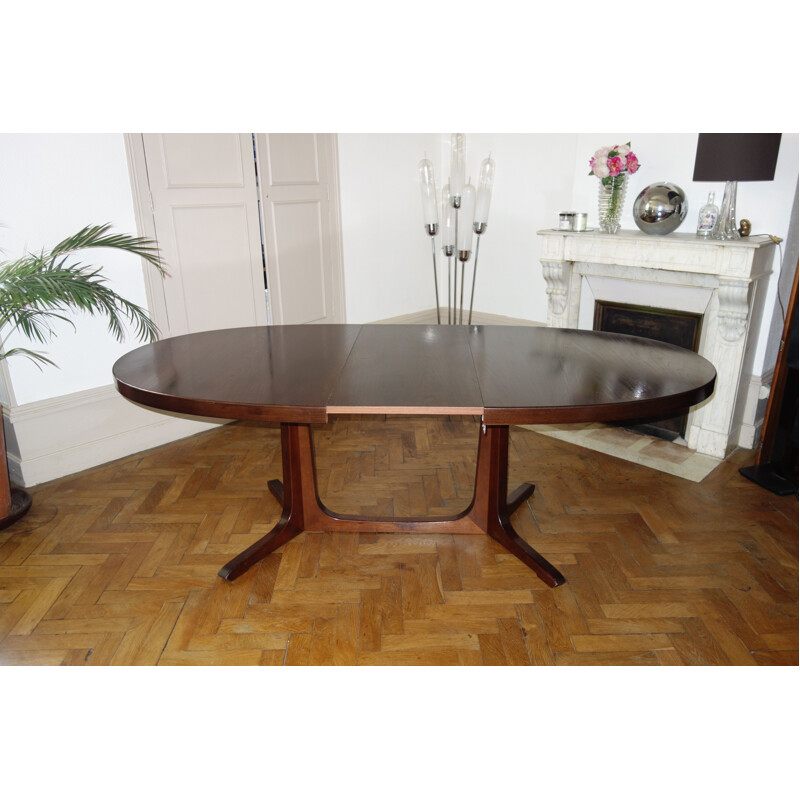 Vinatge dining table Baumann made of Rosewood 1960s