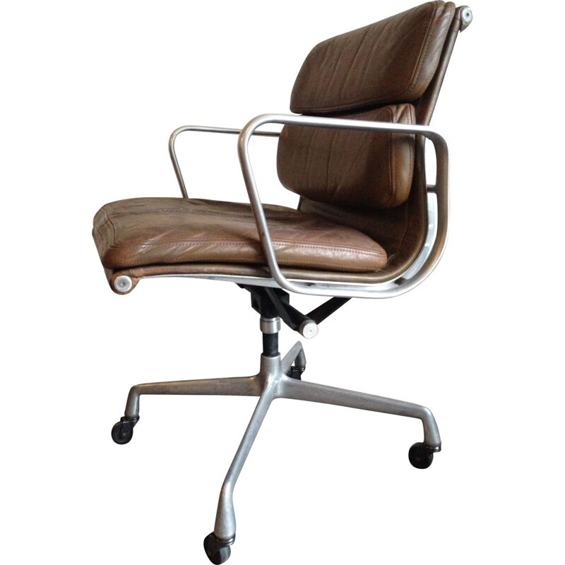 Fauteuil vintage EA 217 pour Eames en rembourrage doux et aluminium 1960