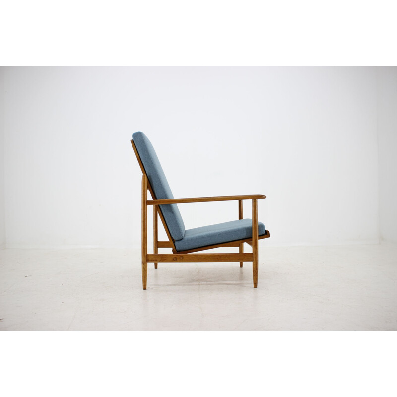 Vintage Armchair in oak edited by ULUV, Czechoslovakia, 1960s