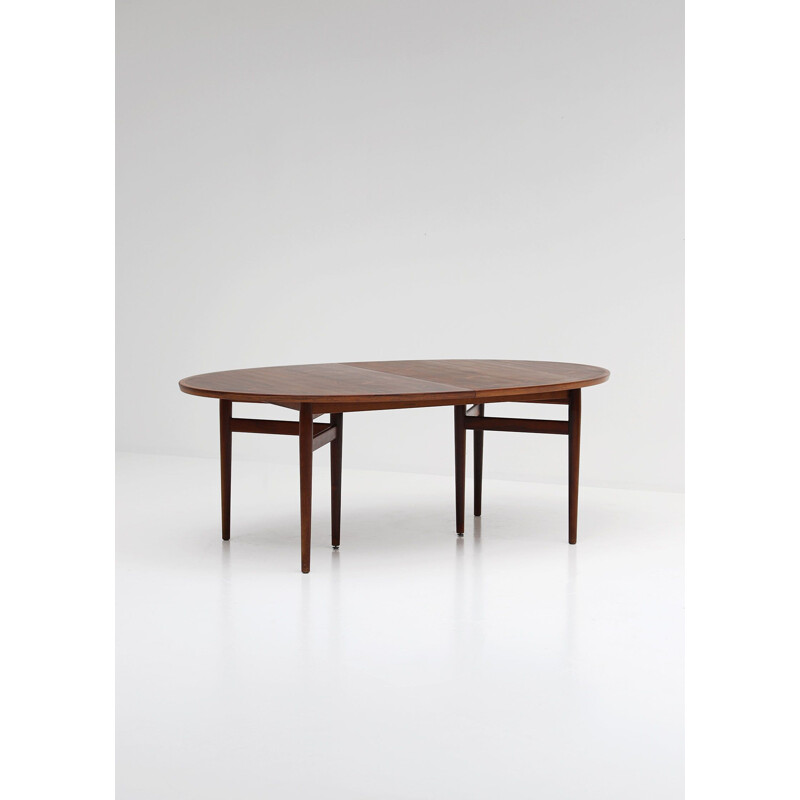 Vintage Dining Table in Rosewood by Danish designer Arne Vodder for Sibast, 1960s