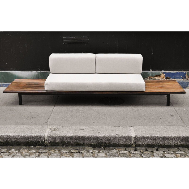 Charlotte Perriand's vintage Cansado bench in wood and white fabric 1950