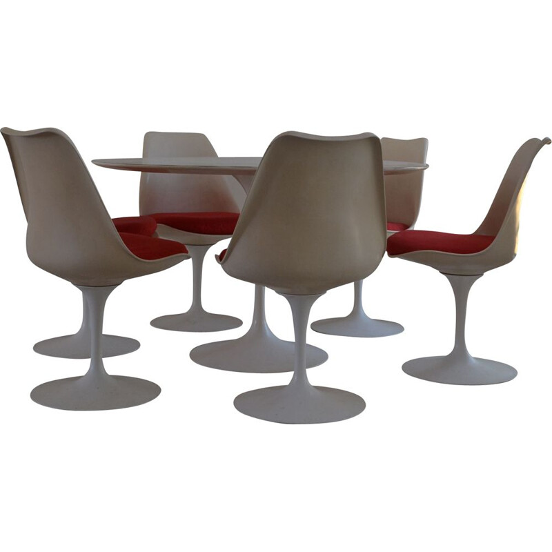 Vintage dining set by Eero Saarinen for Knoll International 1965