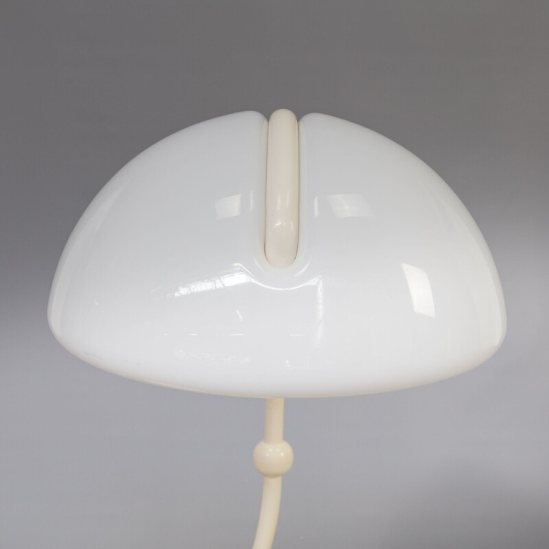 Vintage Serpente floorlamp for Martinelli Luce in white methacrylate 1960s