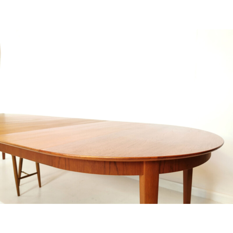 Vintage Oval Danish teak extending table Henning Kjaernulf for Soro Stolefabrik