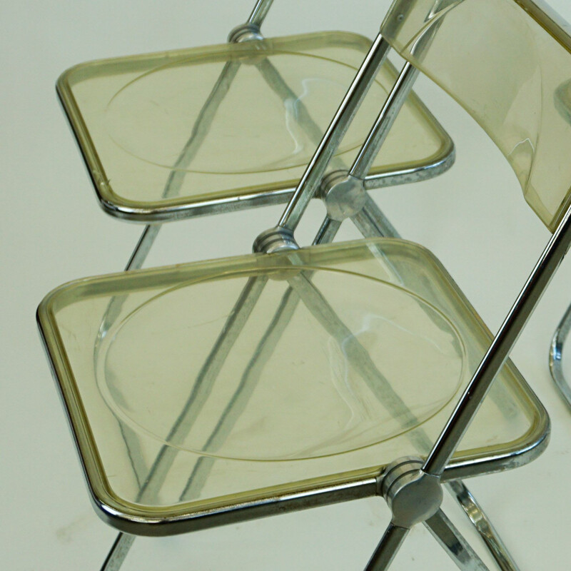 Set of 4 vintage  Plia Folding Chairs by Giancarlo Piretti, 1967