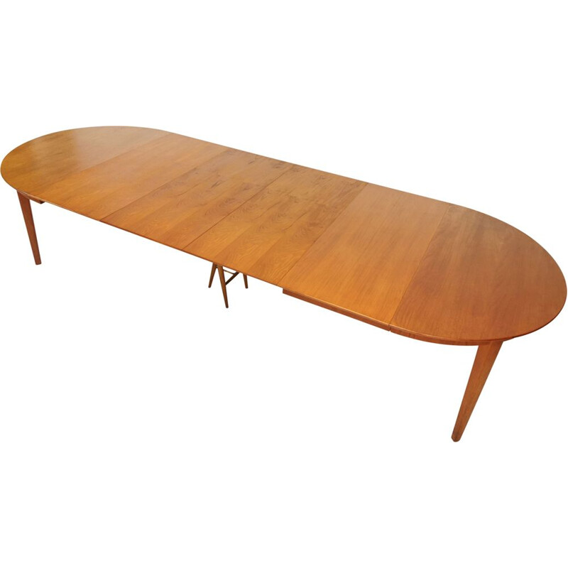 Vintage Oval Danish teak extending table Henning Kjaernulf for Soro Stolefabrik