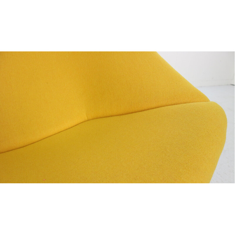 Fauteuil Oyster F157 jaune par Pierre Paulin pour Artifort