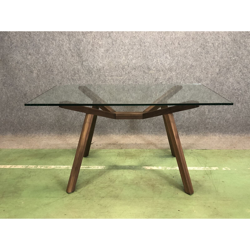 Vintage design table with walnut base