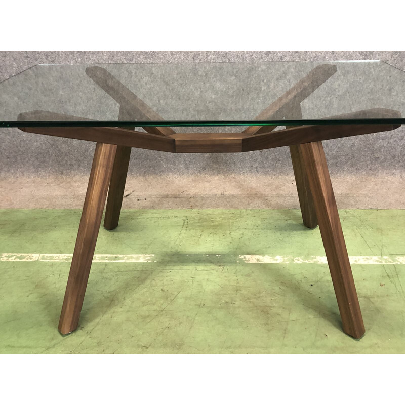 Vintage design table with walnut base