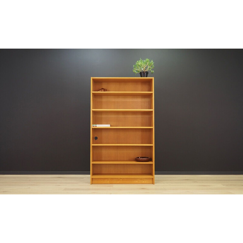 Vintage bookcase en ashwood 1970s