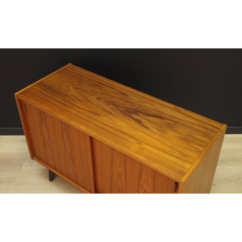 Vintage danish cabinet in teakwood 1970s