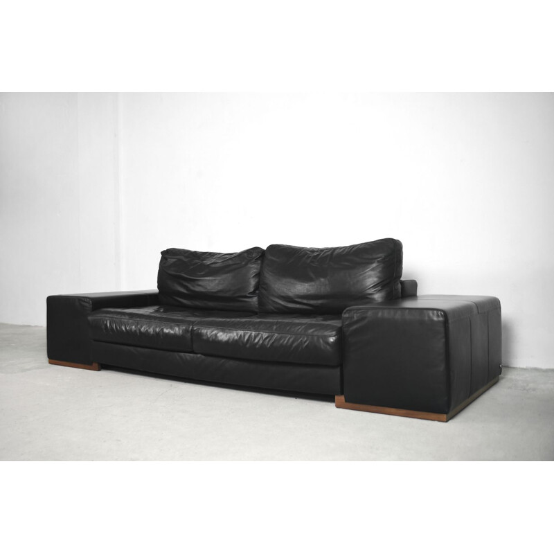 Vintage italian sofa for Natuzzi in black leather 1950s