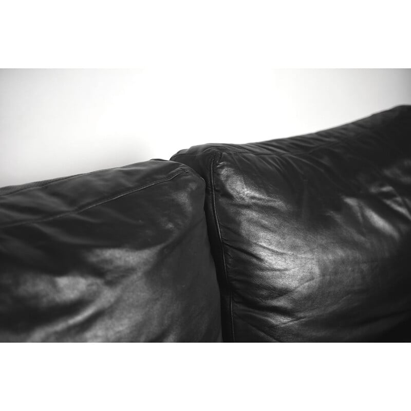 Sofá italiano vintage para Natuzzi en cuero negro 1950