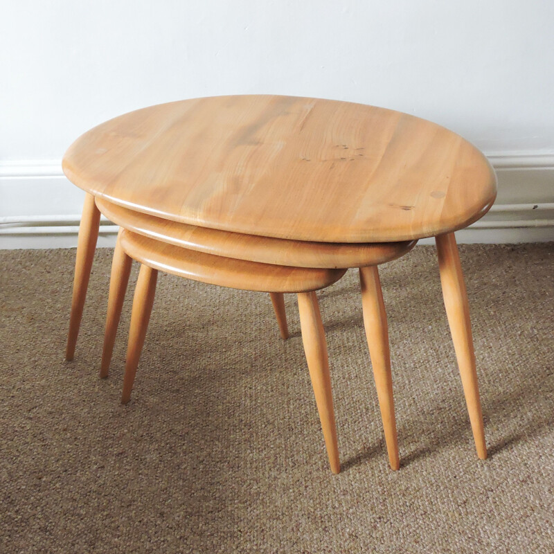 Vintage nesting tables Pebble by Lucian Ercolani for Ercol, 1960s