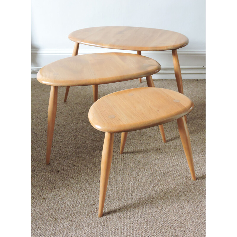 Vintage nesting tables Pebble by Lucian Ercolani for Ercol, 1960s