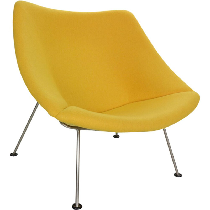 F157 Oyster lounge chair by Pierre Paulin for Artifort