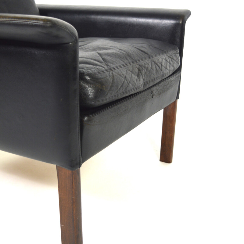 C.S. Mobler black leather and rosewood easy chair, Hans OLSEN - 1950s