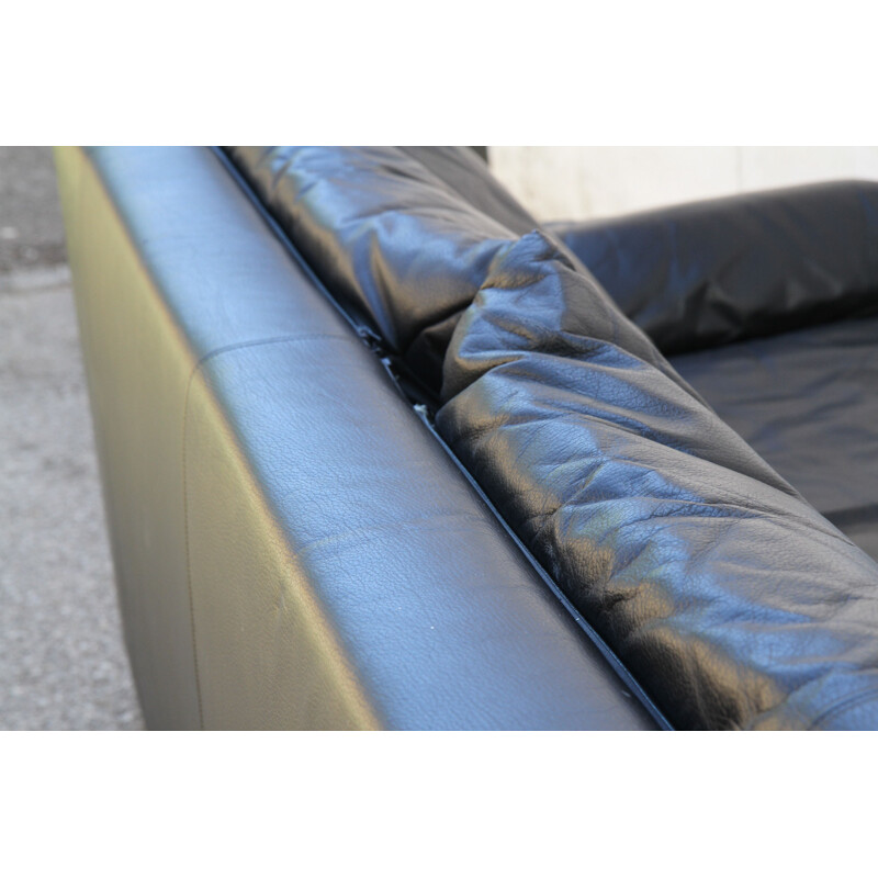 Vintage leather sofa by Cinna from the 90s