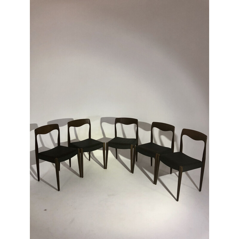 Set of 5 vintage scandinavian chairs by Niels O.Moller in wood