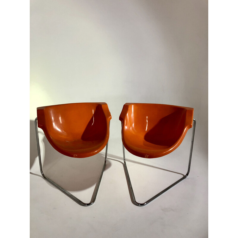Pair of 2 chairs by Pussycat Kwok Hoi Chan, 1970