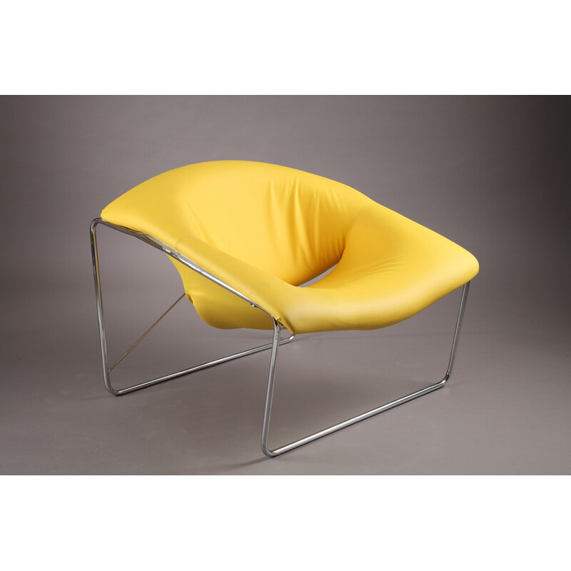Airborne Cubique low chair in leatherette, Olivier MOURGUE - 1960s