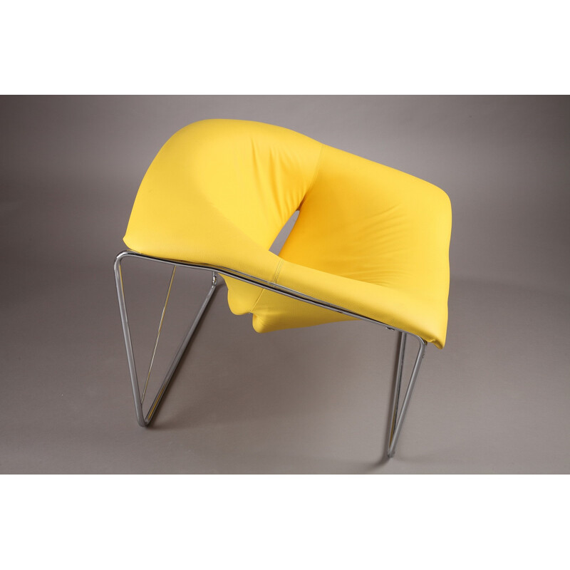 Airborne Cubique low chair in leatherette, Olivier MOURGUE - 1960s