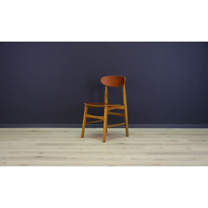 Set of 2 vintage chairs Danish design in teak