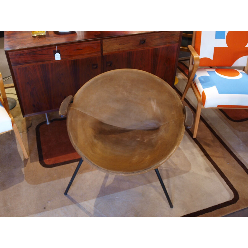 Vintage balloon easy chair in suede, Hans OLSEN - 1960s