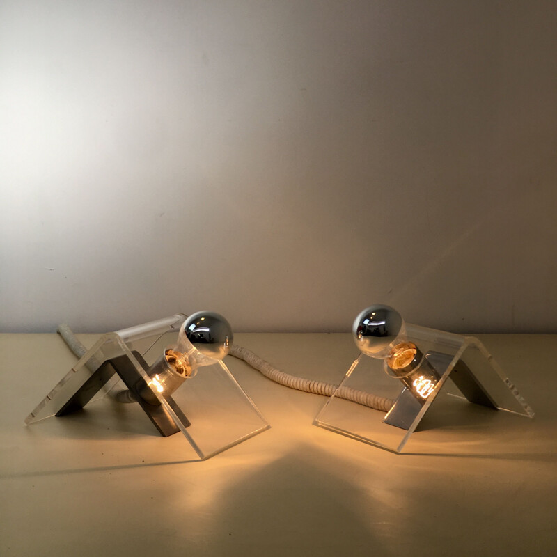Paire de lampes vintage de Doucin en plexiglas 1970