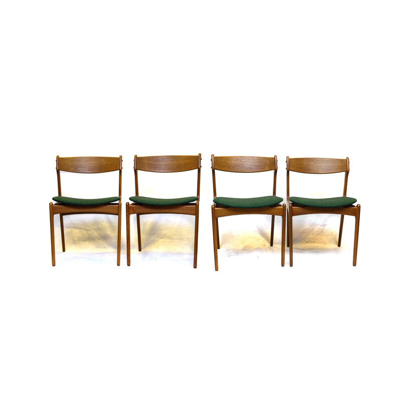 Suite de 4 chaises vintage, modèle 49 en teck par Erik Buch, 1960